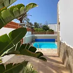 House With The Heated Pool Next To Rocky Point * كوراليهو