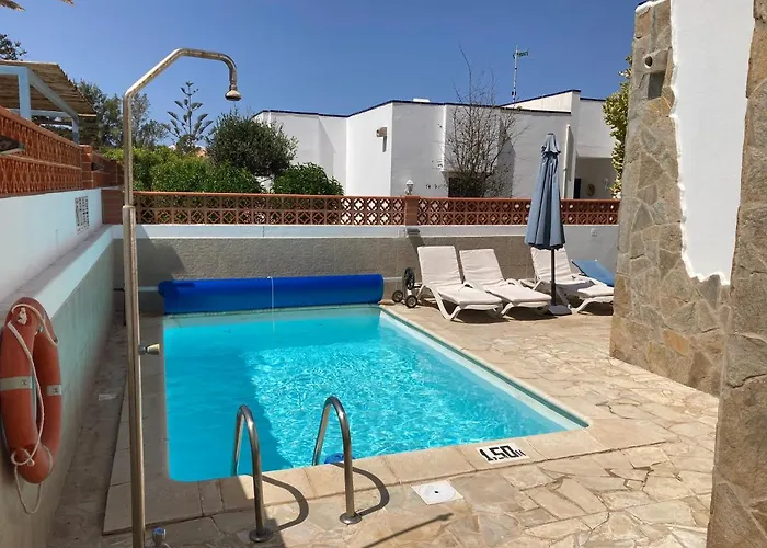 House With The Heated Pool Next To Rocky Point 빌라 *