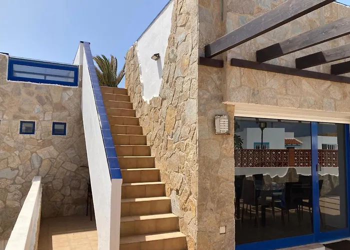 House With The Heated Pool Next To Rocky Point * 코라레호