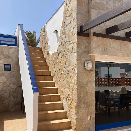 House With The Heated Pool Next To Rocky Point * Corralejo