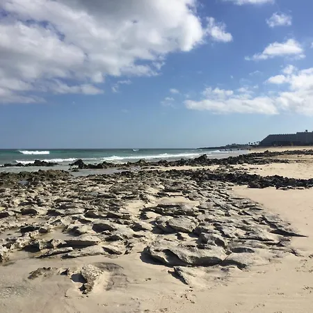 House With The Heated Pool Next To Rocky Point * Corralejo