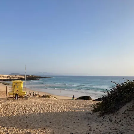 וילה House With The Heated Pool Next To Rocky Point קורלחו