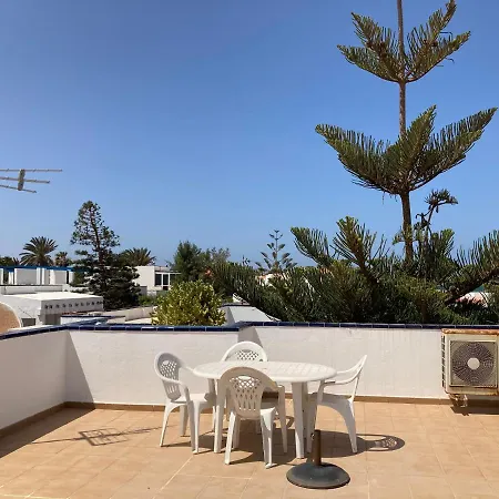 House With The Heated Pool Next To Rocky Point