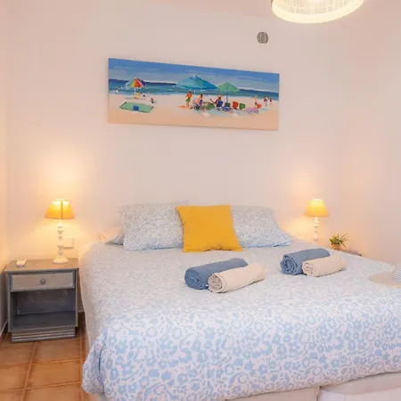 House With The Heated Pool Next To Rocky Point * Corralejo