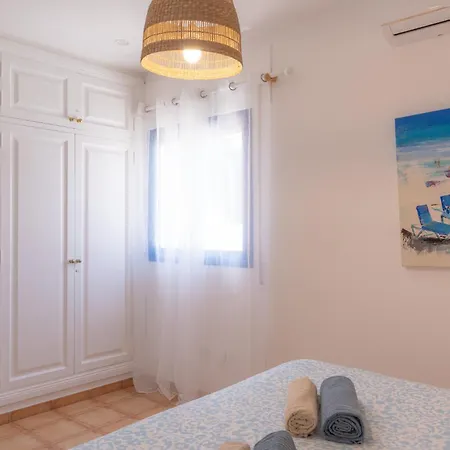 House With The Heated Pool Next To Rocky Point Corralejo