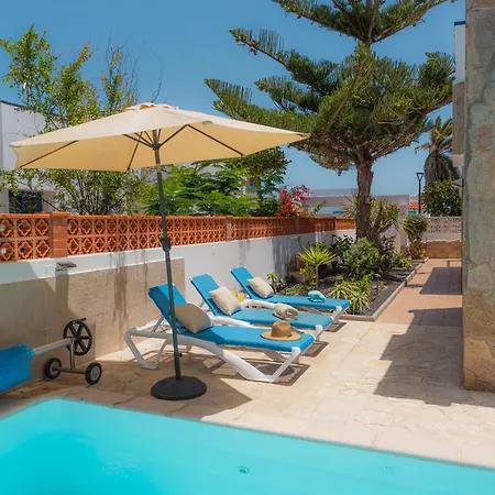 House With The Heated Pool Next To Rocky Point Villa