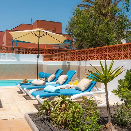 House With The Heated Pool Next To Rocky Point 别墅 *