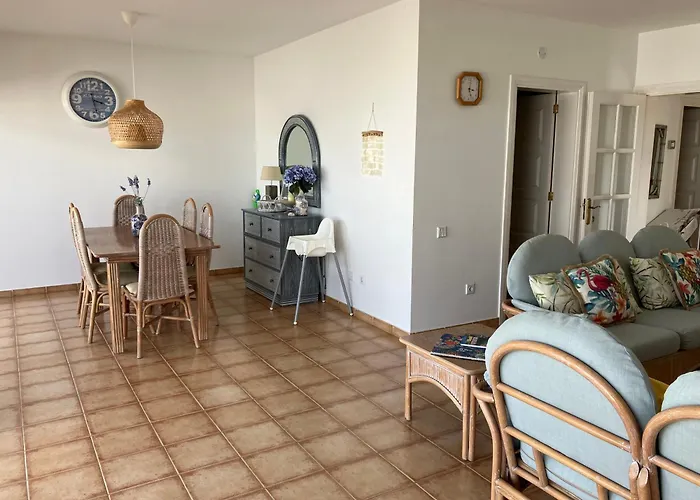 House With The Heated Pool Next To Rocky Point *